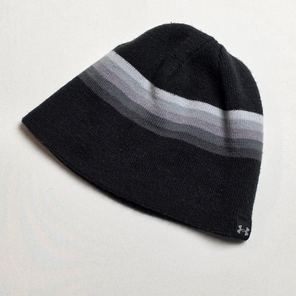 Under Armour Hat Youth One Size Black Acrylic Beanie Cap Knitted Stretch Outdoor